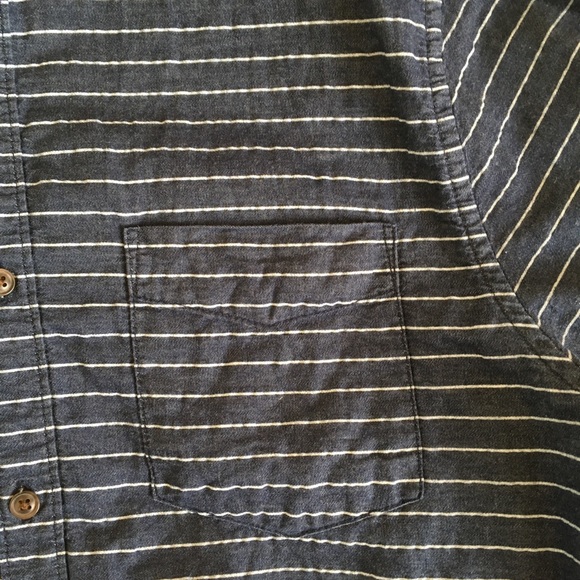 Men’s shirt - Picture 4 of 4